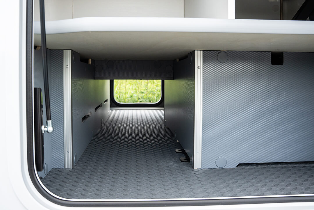 FRANKIA F-LINE Integriert – Doppelboden FRANKIA F-LINE Integriert – Doppelboden