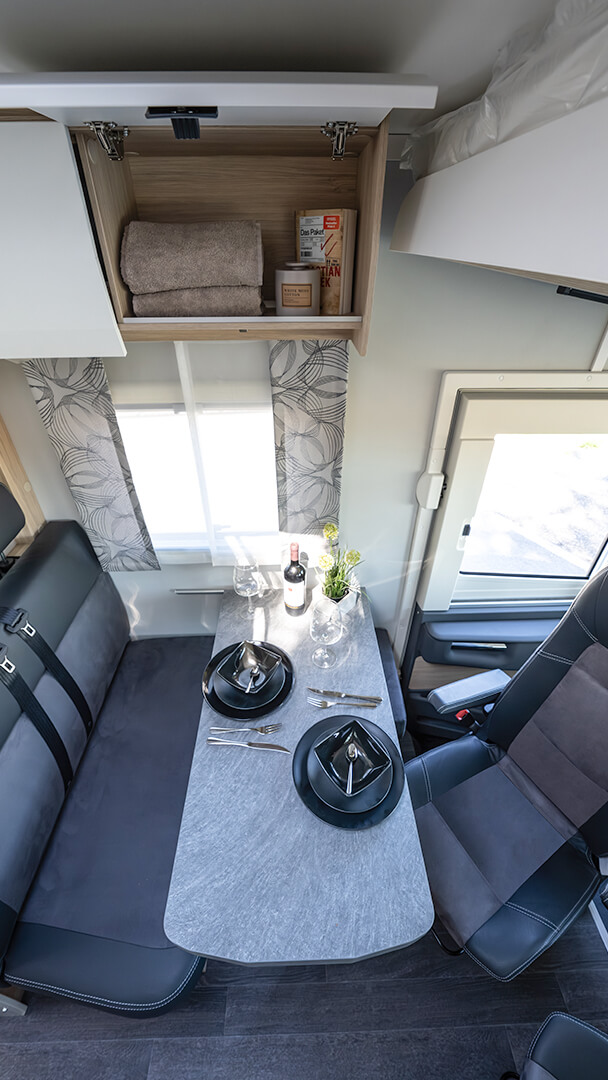 FRANKIA NEO MI 7 Black Line – Interior teaser