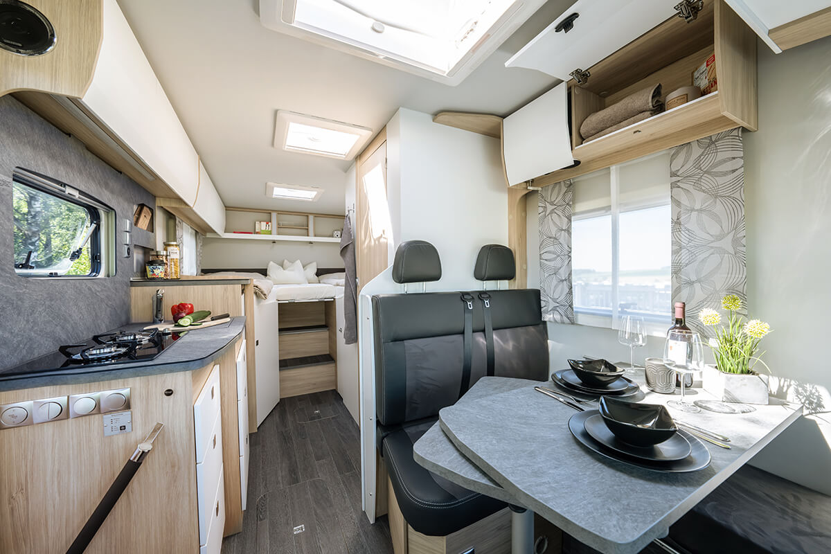 FRANKIA MI 7 NEO Black Line – Seating area
