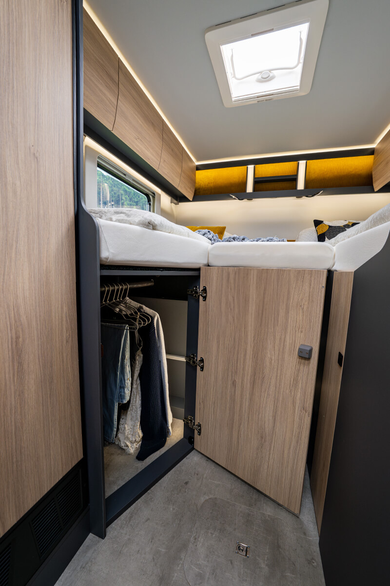 FRANKIA NEO MT 7 – Wardrobe FRANKIA NEO MT 7 – Wardrobe