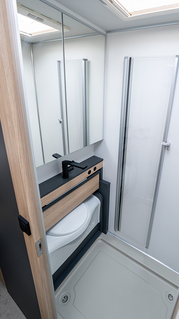 FRANKIA NEO MT 7 – Ver- / Entriegelung im Bad FRANKIA NEO MT 7 – Ver- / Entriegelung im Bad