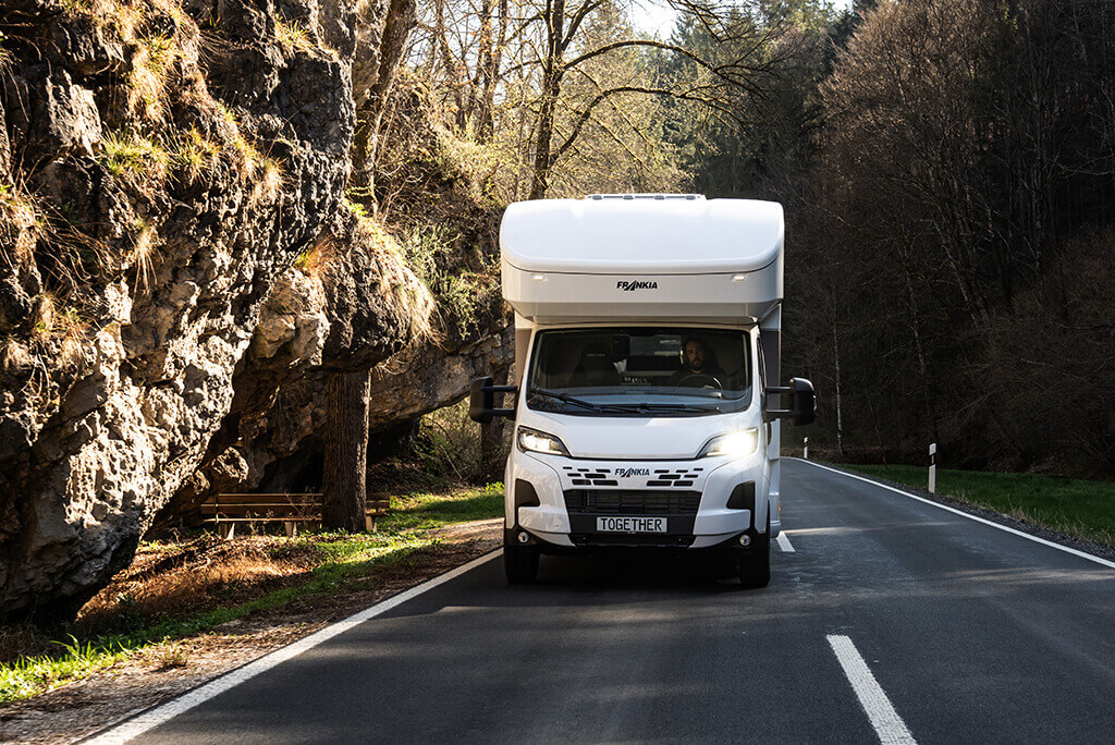 FRANKIA Edition TOGETHER overcab motorhome – Driving Shot FRANKIA Edition TOGETHER overcab motorhome – Exterior View