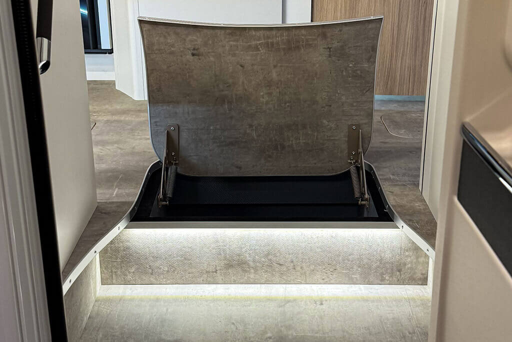 FRANKIA Edition TOGETHER – Shoe Compartment FRANKIA TOGETHER – Shoe Compartment in the Entrance Area